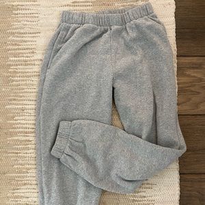 BRANDY MELVILLE SWEATPANTS
